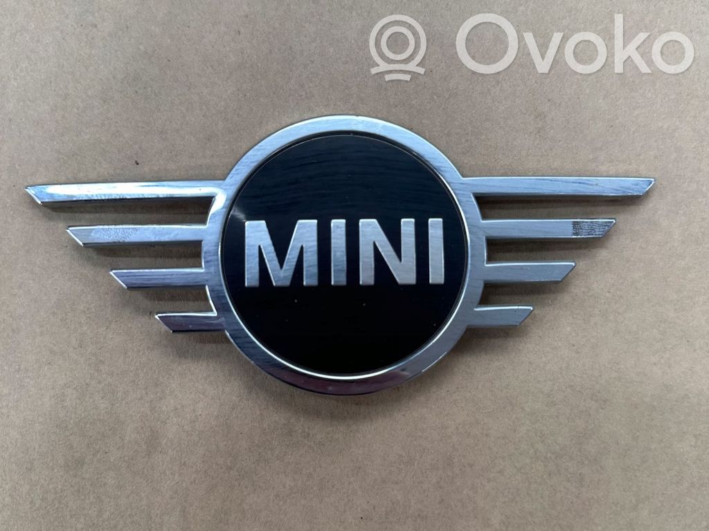 Mini One - Cooper F56 F55 Manufacturers badge/model letters 