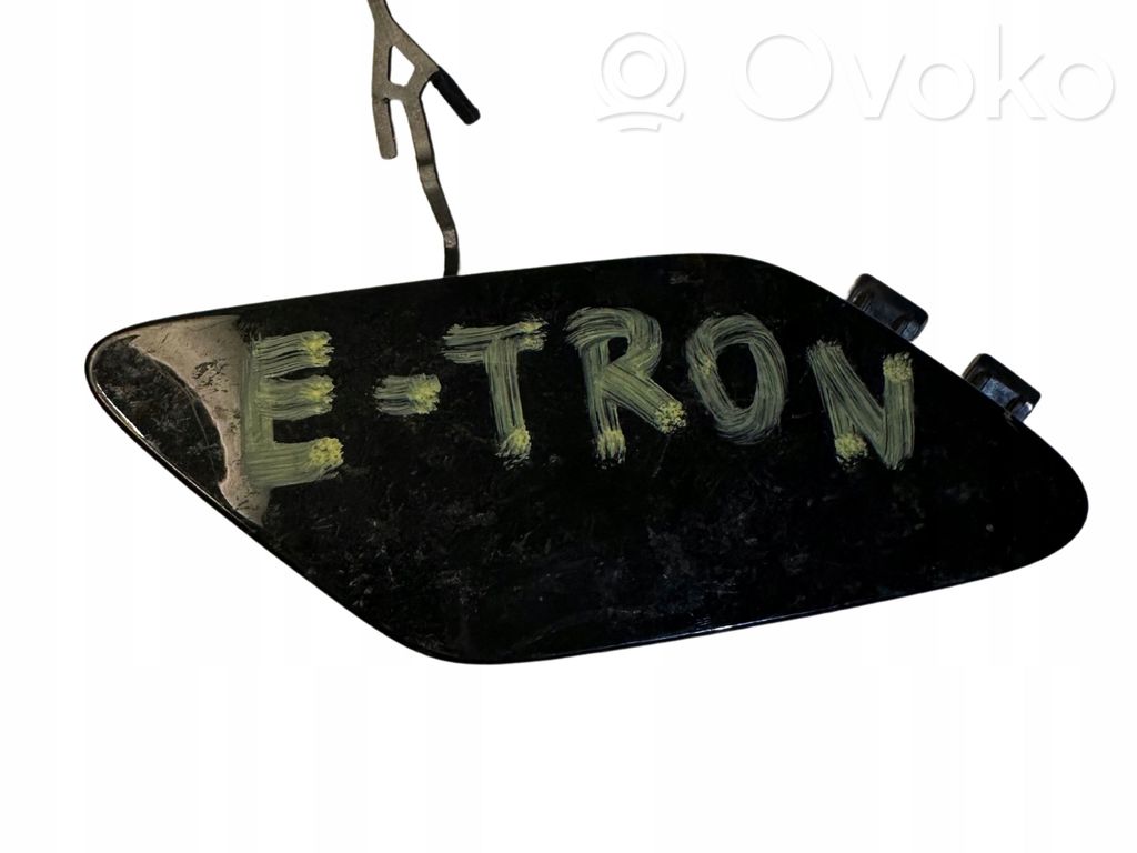 Audi e-tron Tapa/tapón del gancho de remolque 