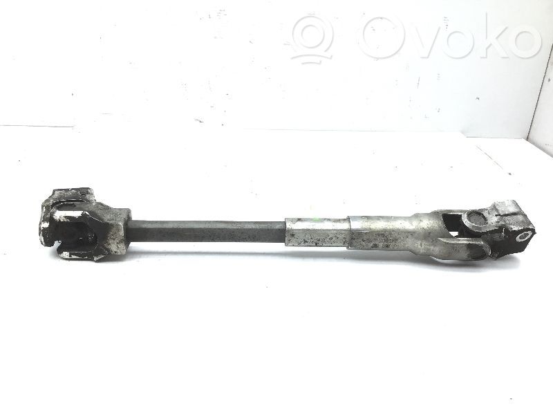 Steering column universal joint   6769157