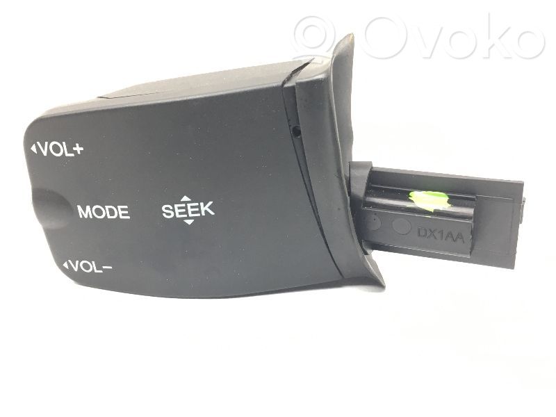 Mando de control del sonido   3M5T14K147AD