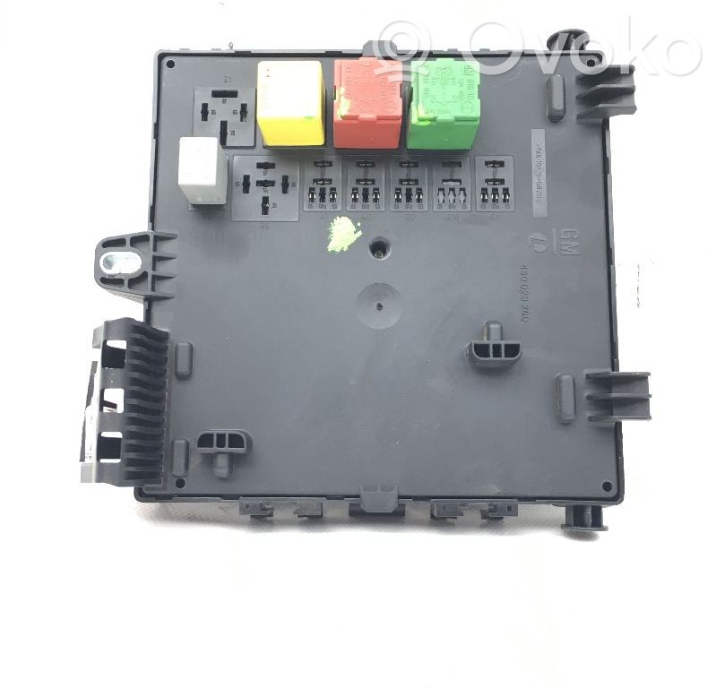 Módulo de fusible   13205776FR
