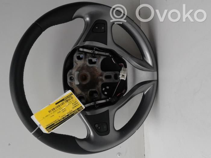 Volant   632887600A
