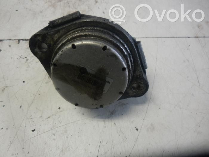 BMW X3 E83 Engine mounting bracket 
