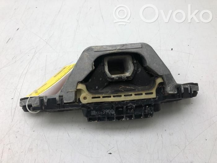 Engine mounting bracket   13363900