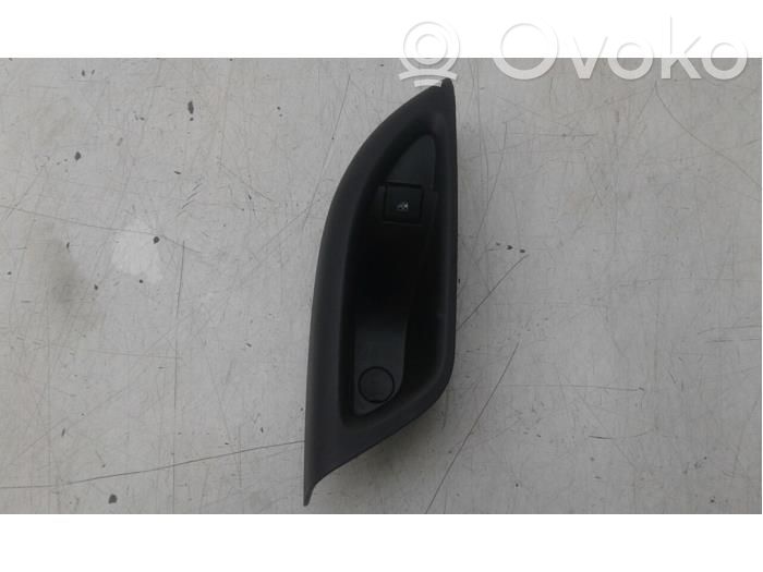 Electric window control switch   13408452