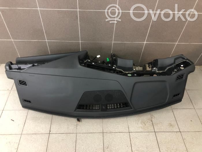 Opel Astra L Panel de instrumentos 