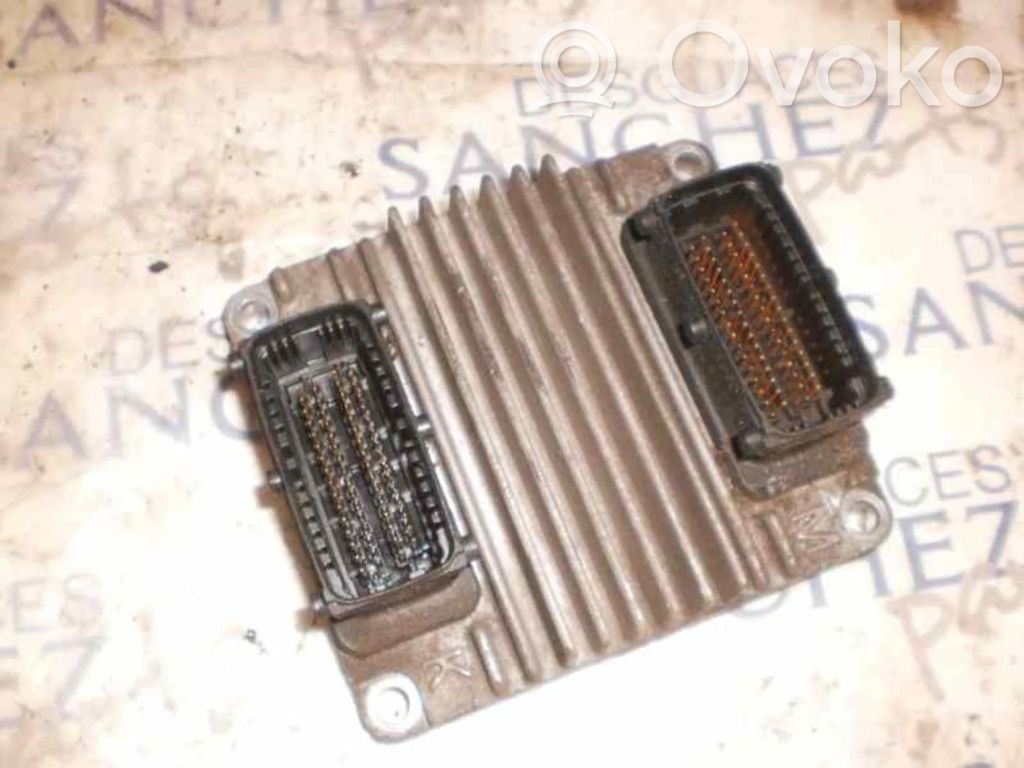 Unidad de control/módulo del motor   09389429