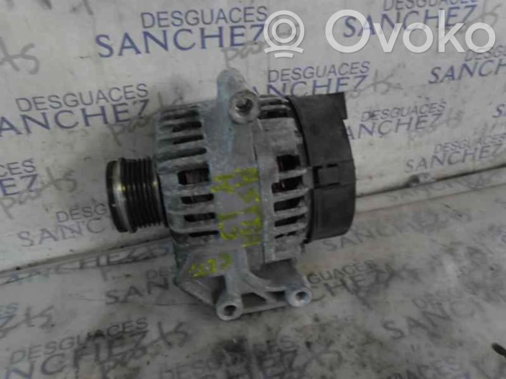 Opel Astra H Alternator 