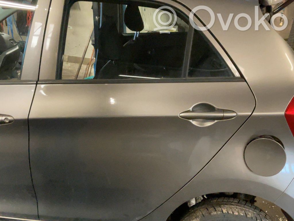 KIA Picanto Задняя дверь 