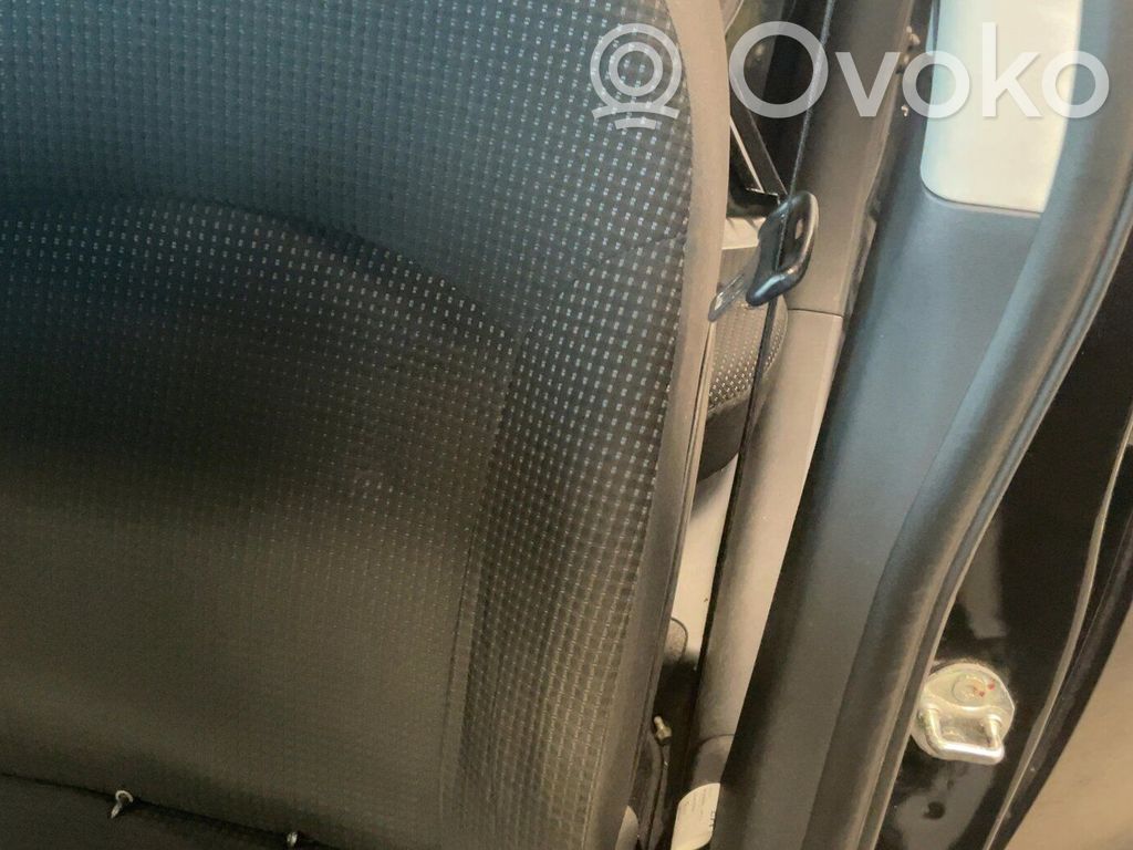 Mitsubishi Space Star Hebilla del cinturón delantero 