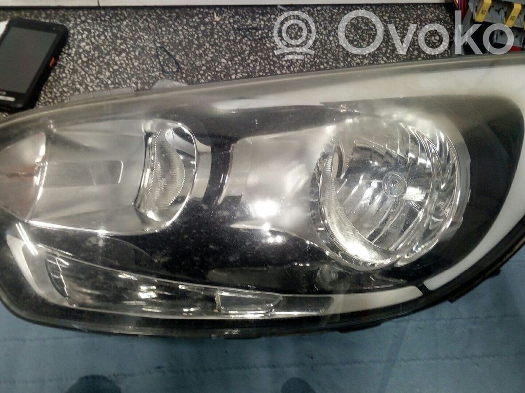 Headlight/headlamp   921011W220,921011W280