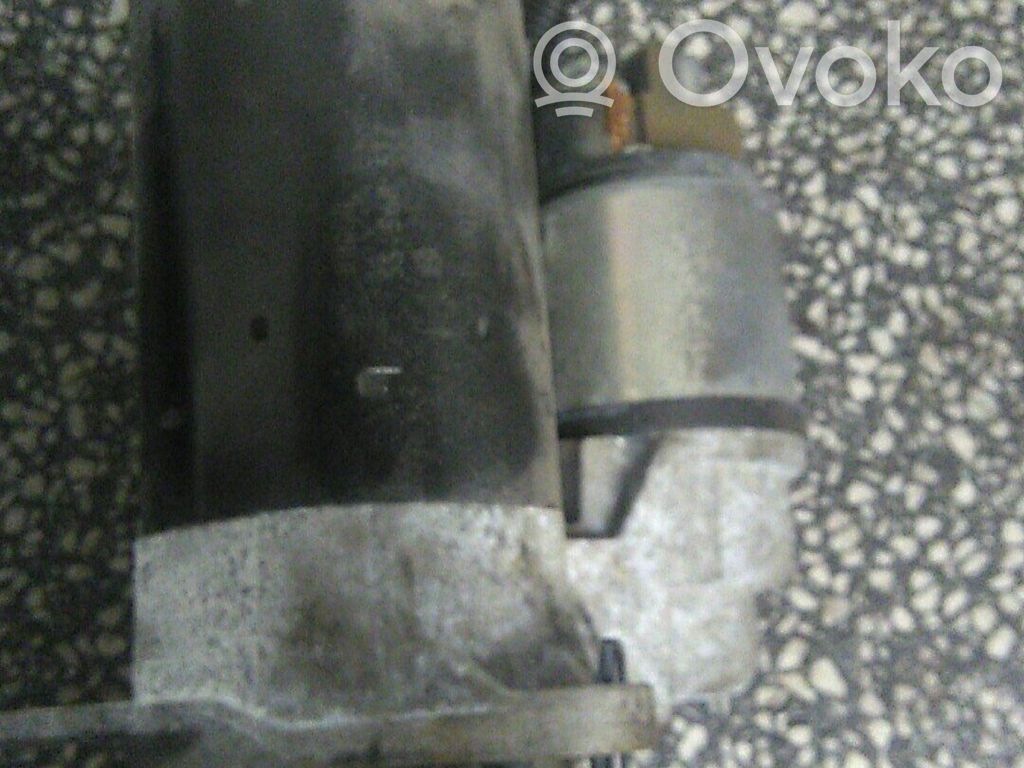 Opel Corsa D Rozrusznik 