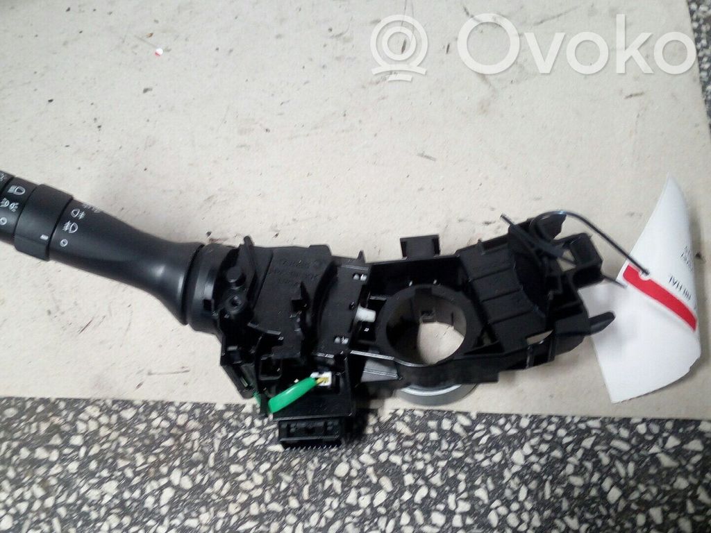 Toyota Aygo AB40 Interruptor de control multifunción 