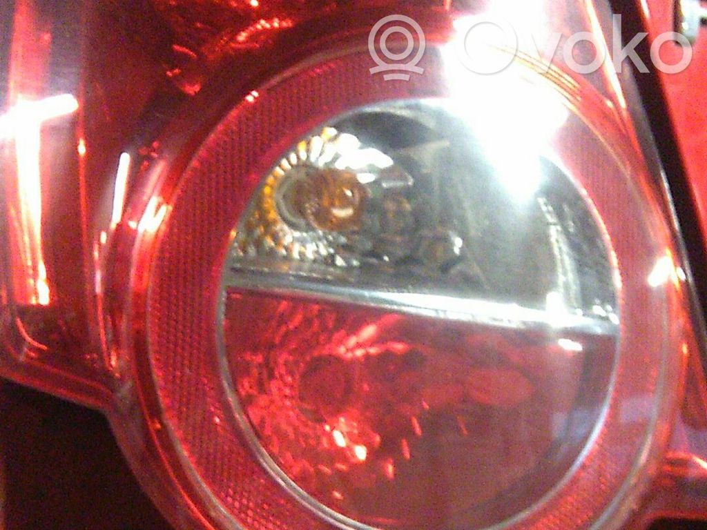 Chevrolet Aveo Lámpara de faros/luces traseros 