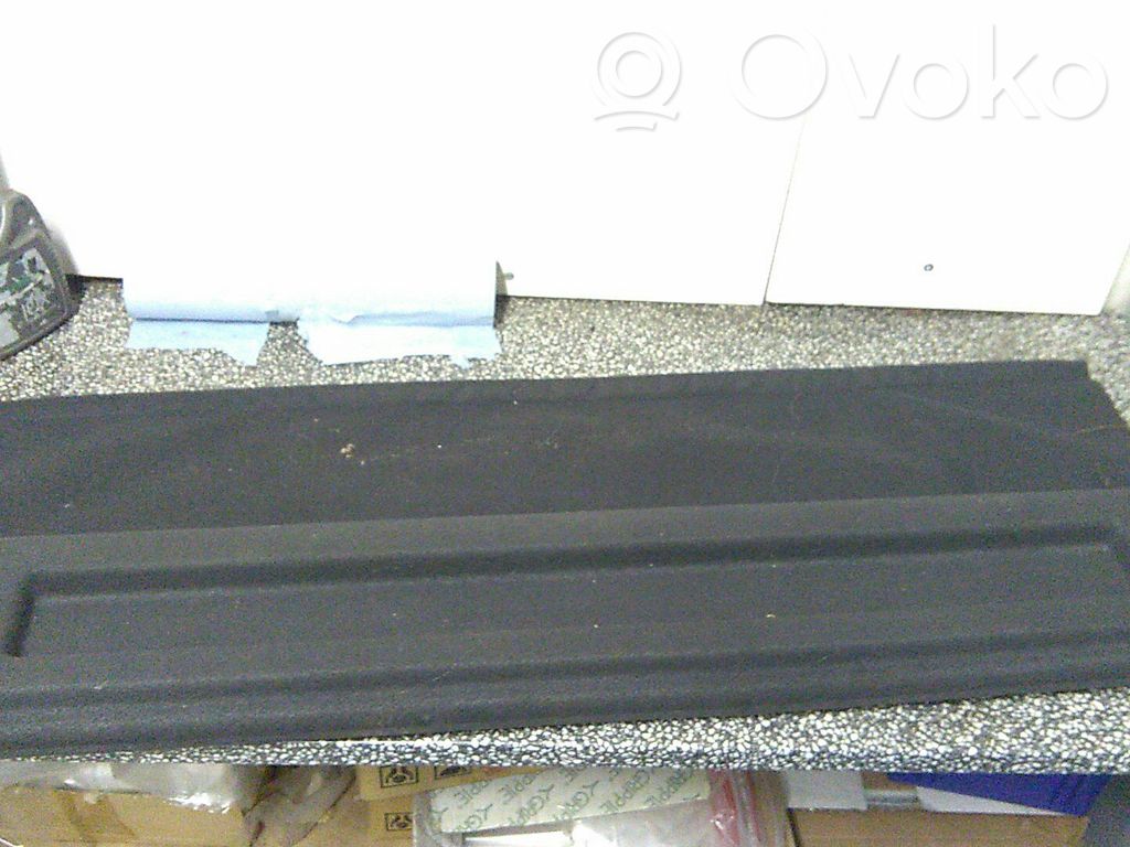 Parcel shelf   2DELE