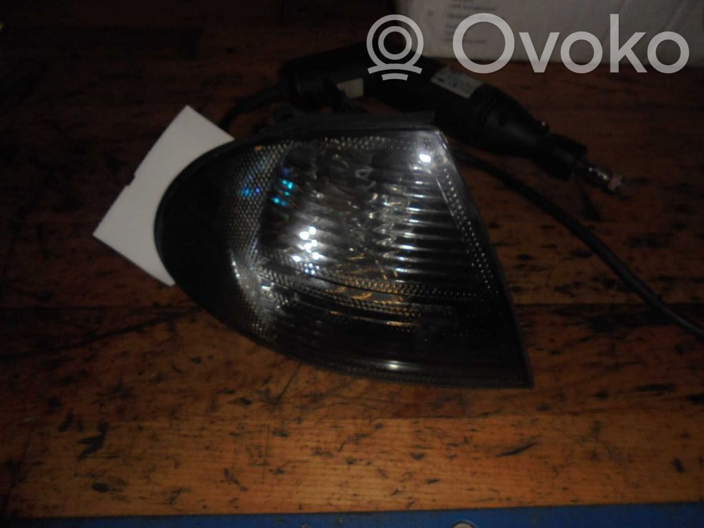 Front indicator light   VF