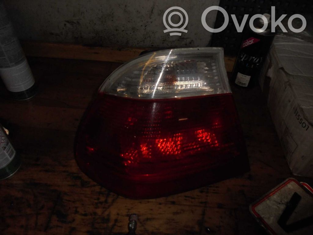 Rear/tail lights   VY