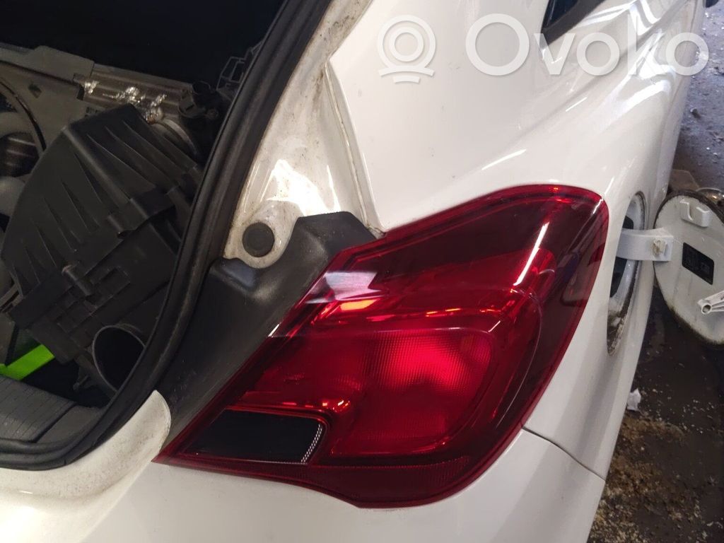 Opel Corsa E Rear tail light bulb 