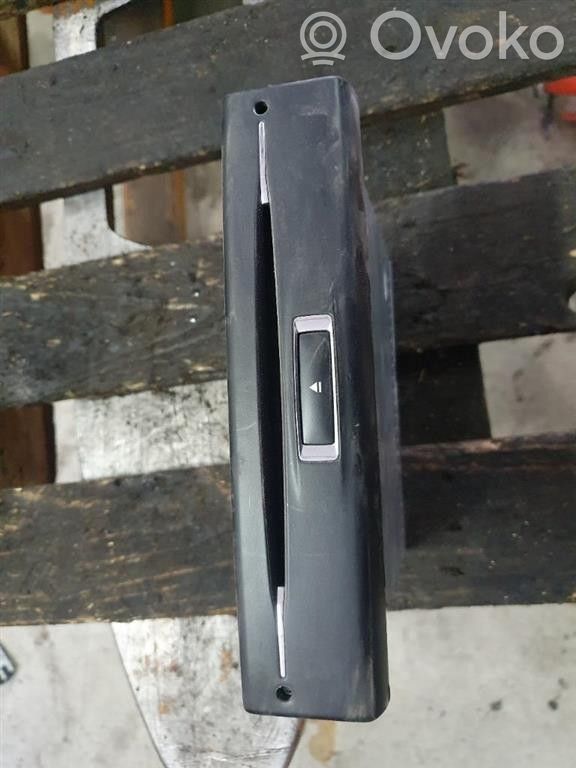 Peugeot 2008 I Panel / Radioodtwarzacz CD/DVD/GPS 