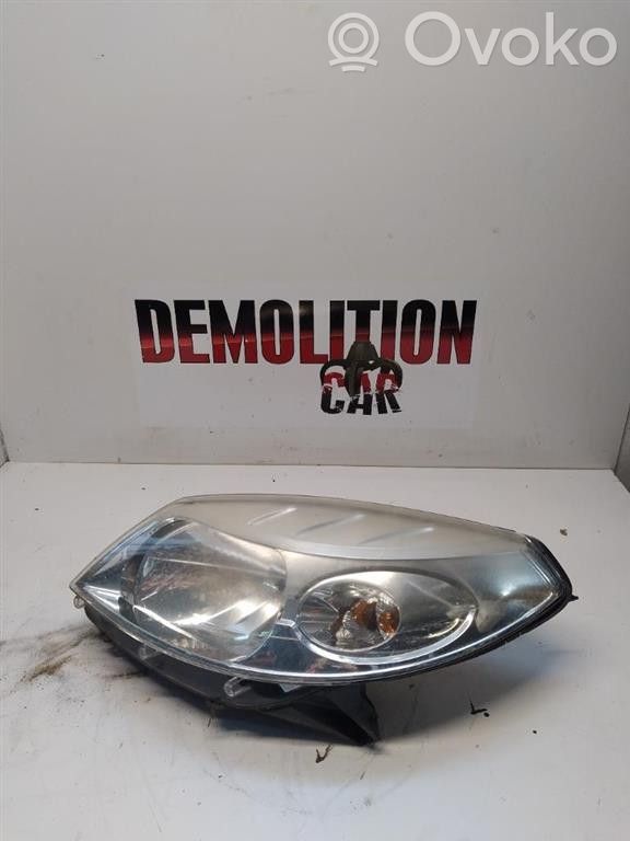 Dacia Sandero Faro/fanale 