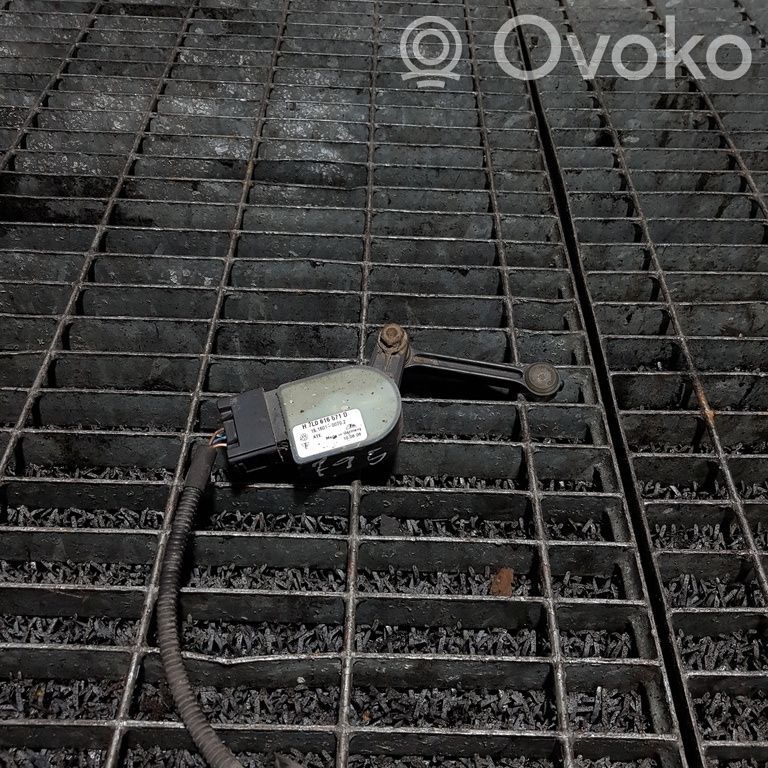 Audi Q7 4L Headlight/headlamp level sensor 