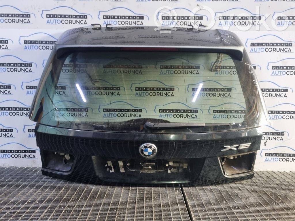 Tailgate/trunk/boot lid