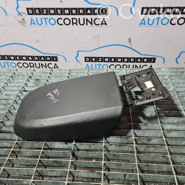 Ford Kuga I Armrest 