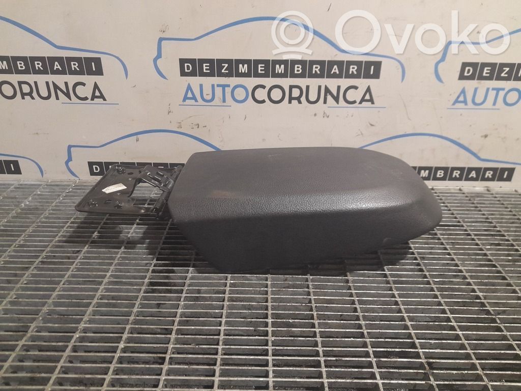 Ford Kuga I Armrest 