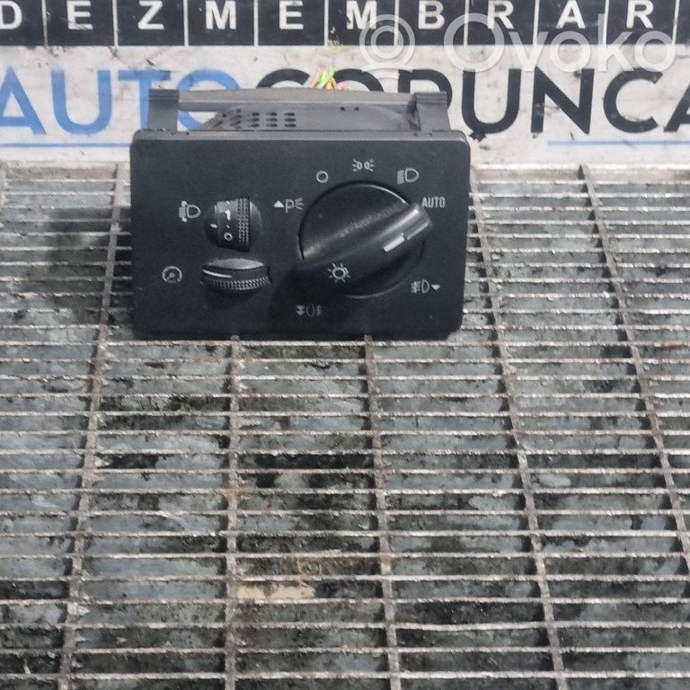 Lichtschalter   7M5T13A024CA