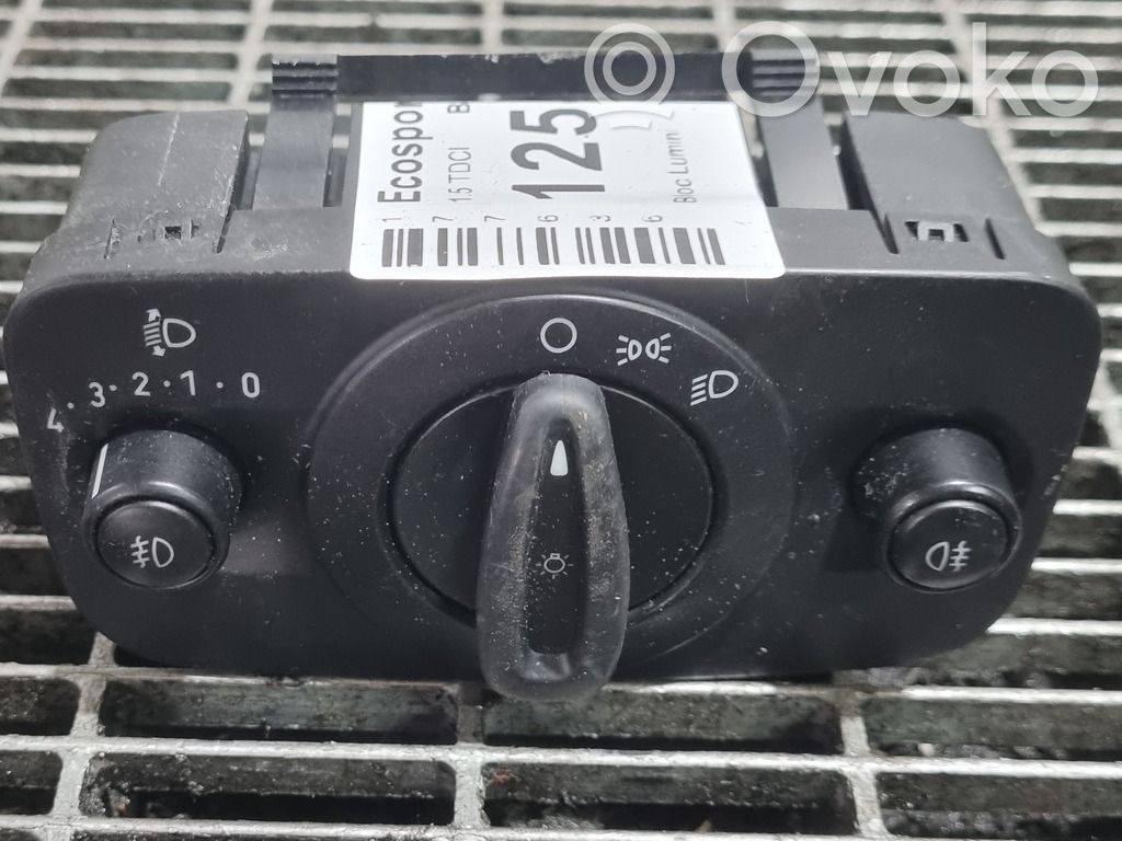 Ford Ecosport Light switch 