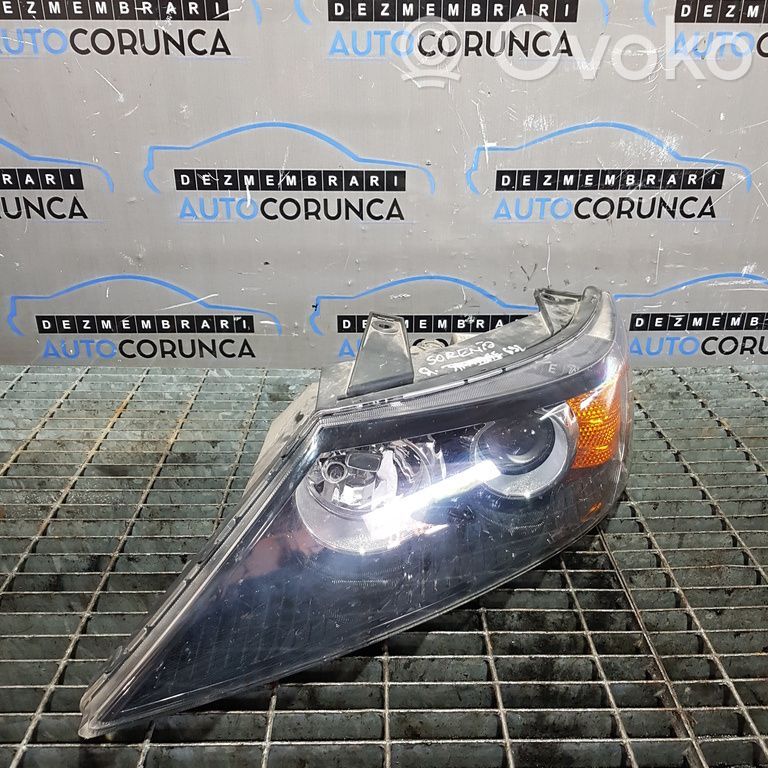 KIA Sorento Headlight/headlamp 