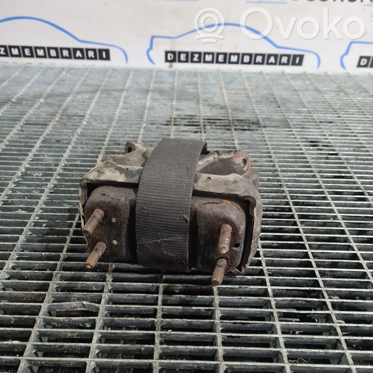 KIA Sorento Variklio tvirtinimo kronšteinas 