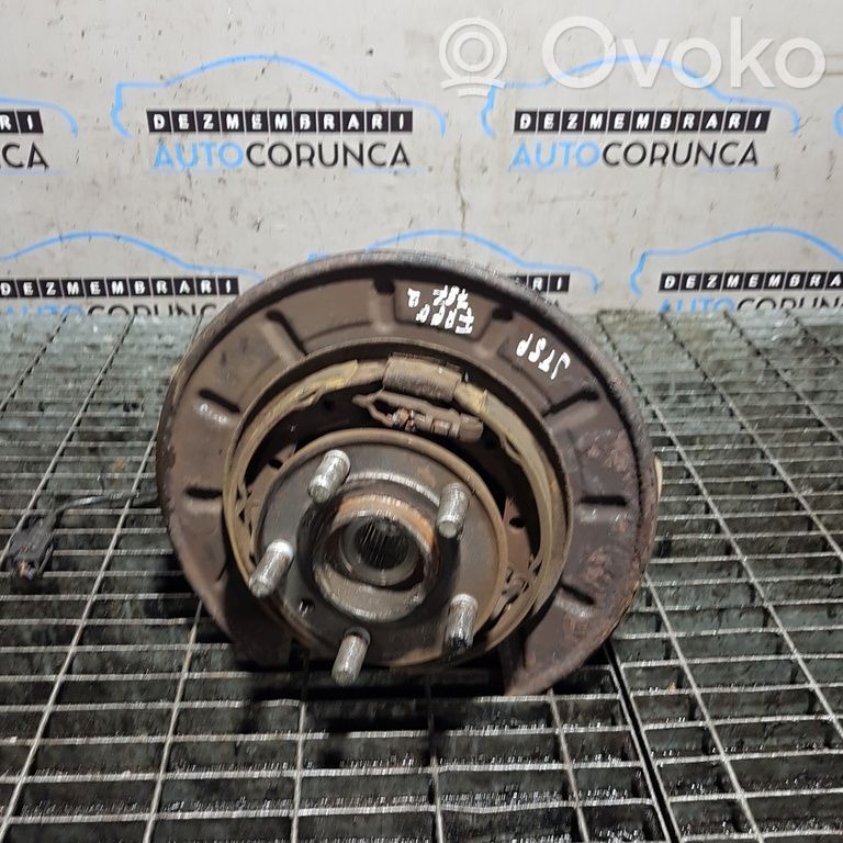 Cubo de rueda trasera