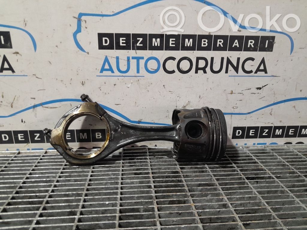 Mercedes-Benz ML W164 Piston with connecting rod 