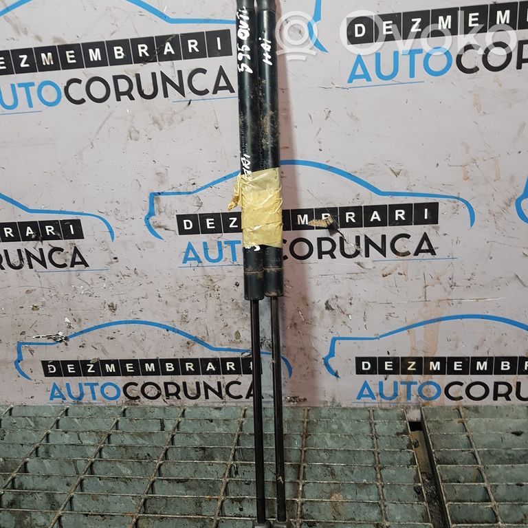 Tailgate/trunk strut/damper   5802A008