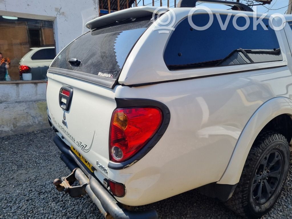 Mitsubishi L200 Parachoques 