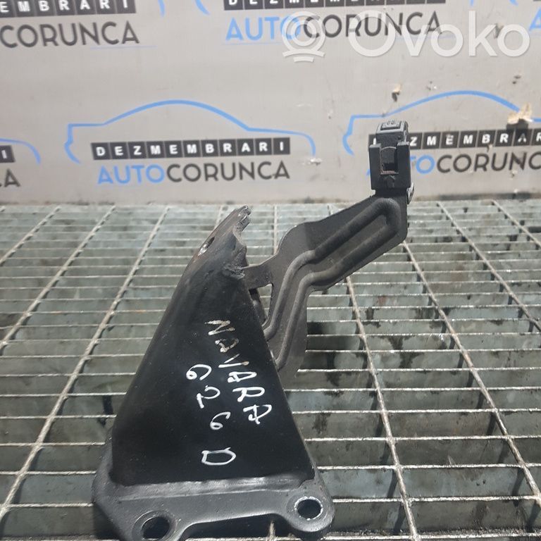 Engine mounting bracket   MOTORDREAPTA