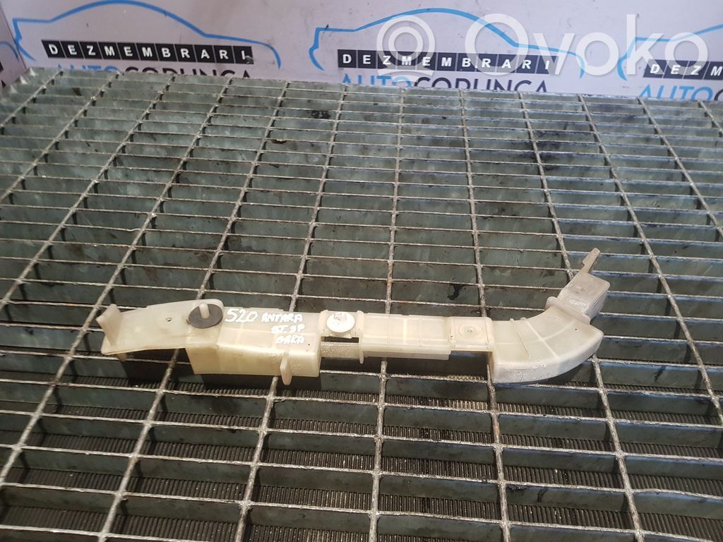Rear bumper mounting bracket