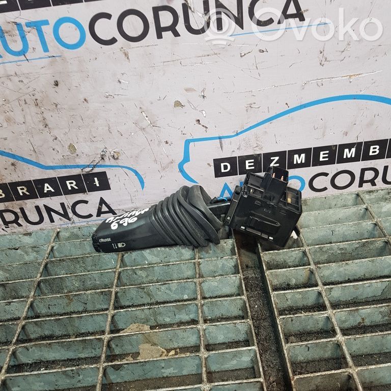 Interruptor de luz   25873730
