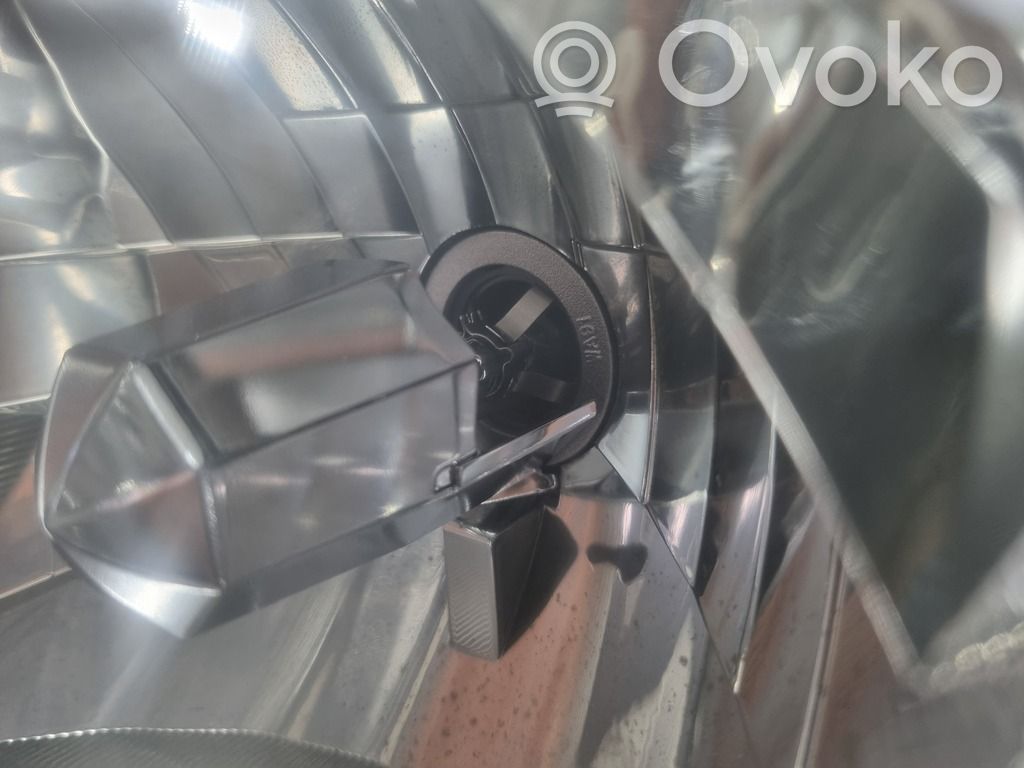 Subaru Forester SH Headlight/headlamp 