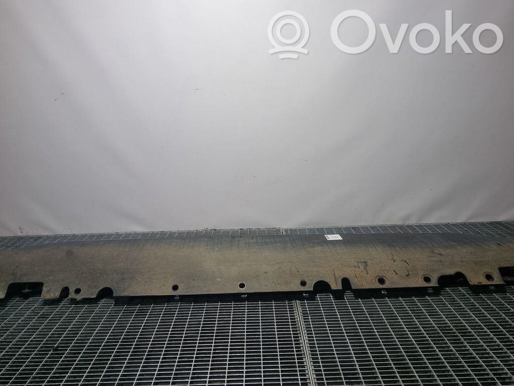 BMW X5 E70 Sill 