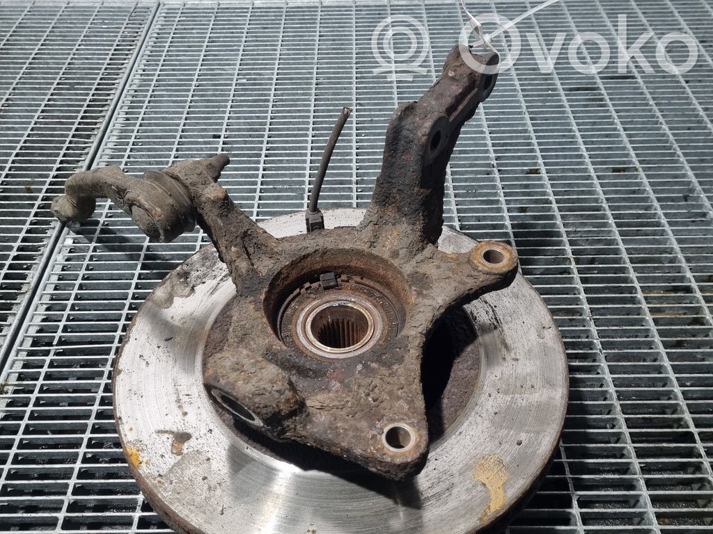 Dacia Duster Cubo de rueda delantera 