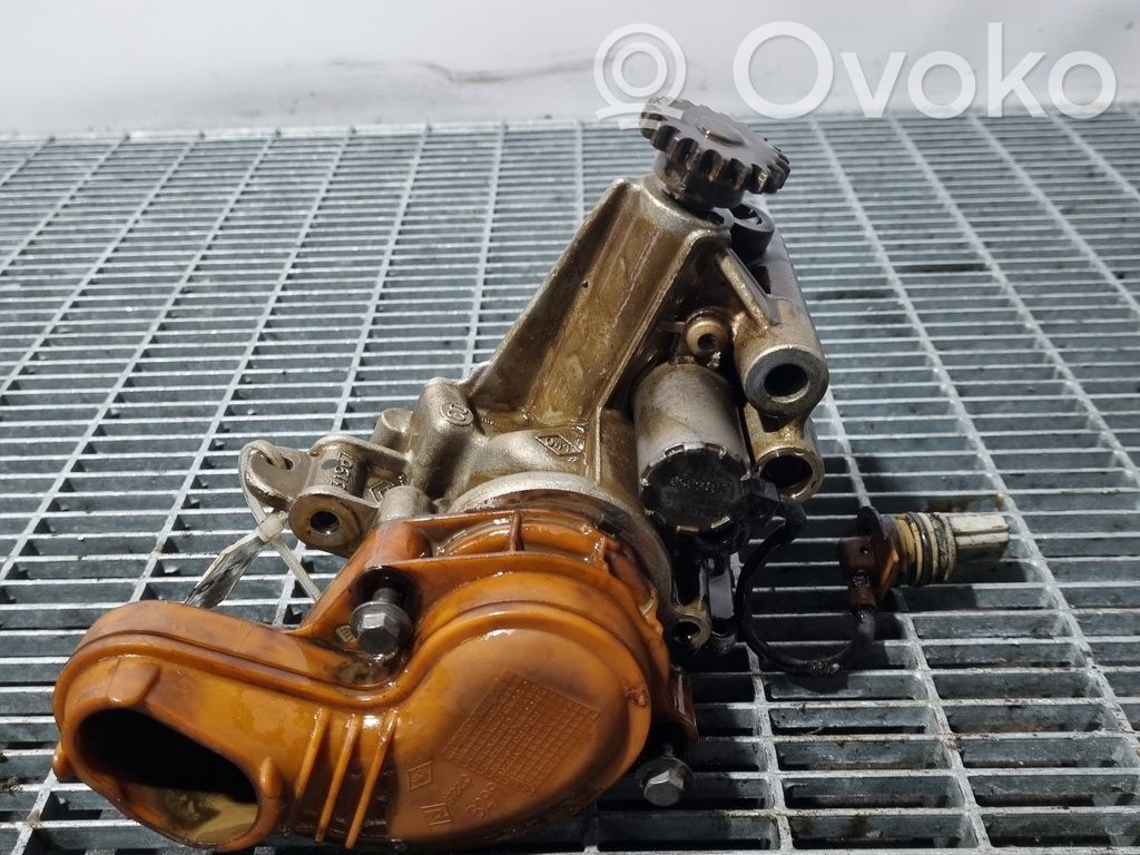 Dacia Duster Bomba de aceite 