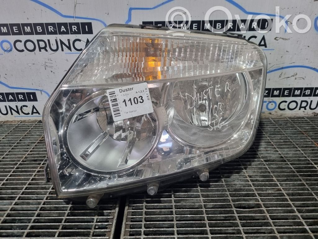 Dacia Duster Headlight/headlamp 