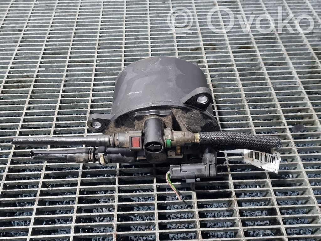 Land Rover Freelander 2 - LR2 Carcasă filtru combustibil 