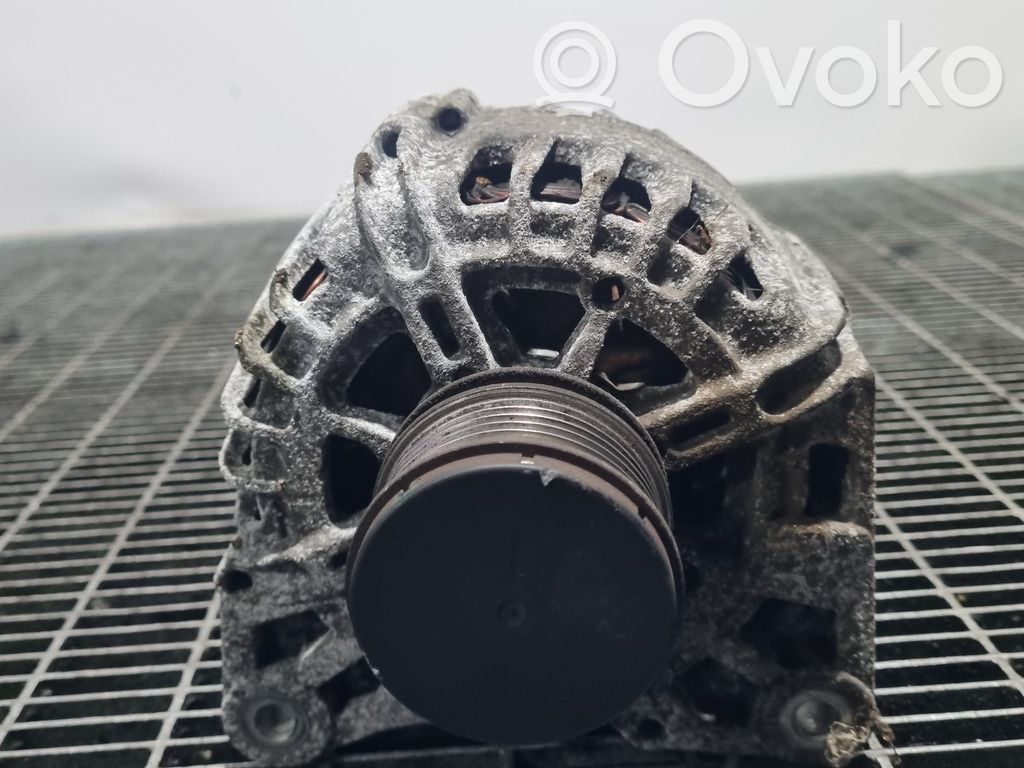 Dacia Duster Generator/alternator 