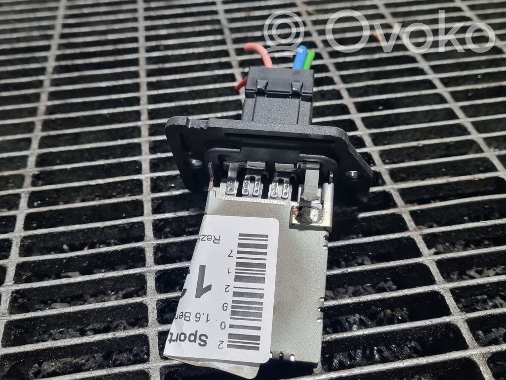 KIA Sportage Heater blower motor/fan resistor 