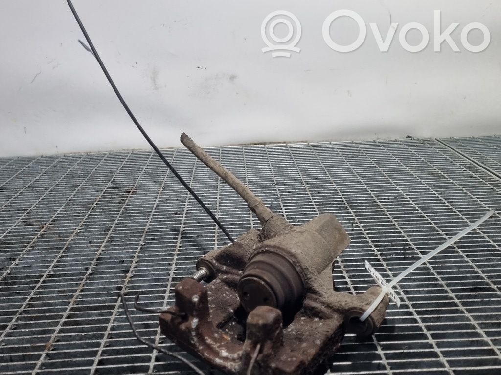 Ford Kuga II Caliper del freno trasero 