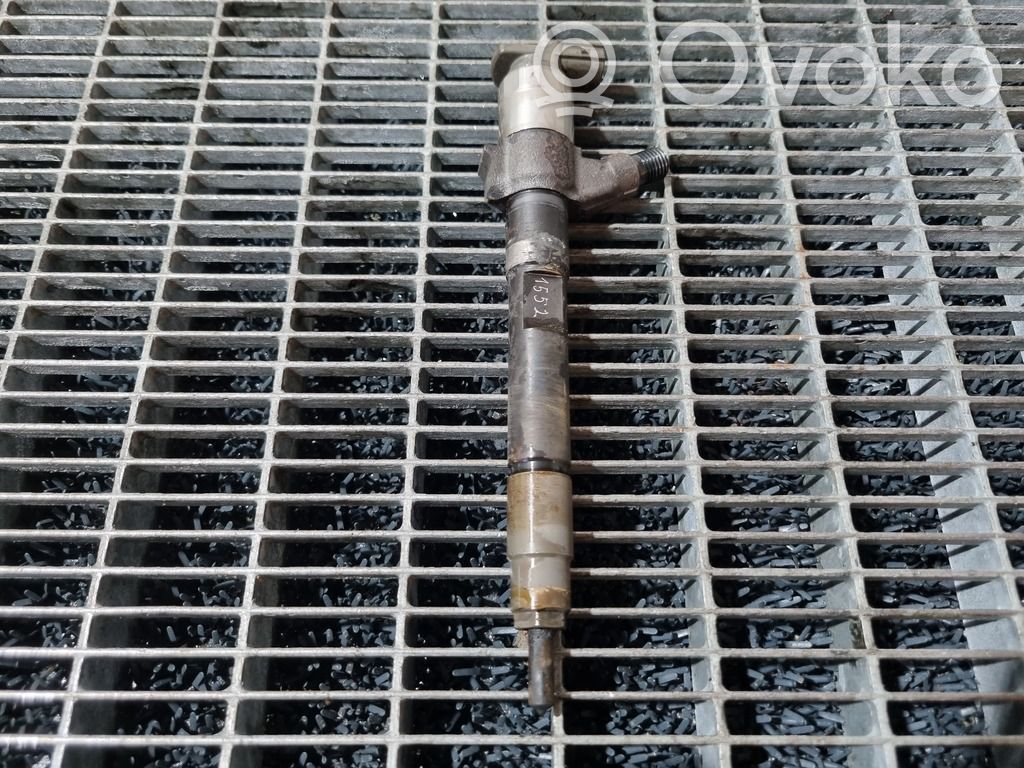 Inyector de combustible   1465A323,04S05095