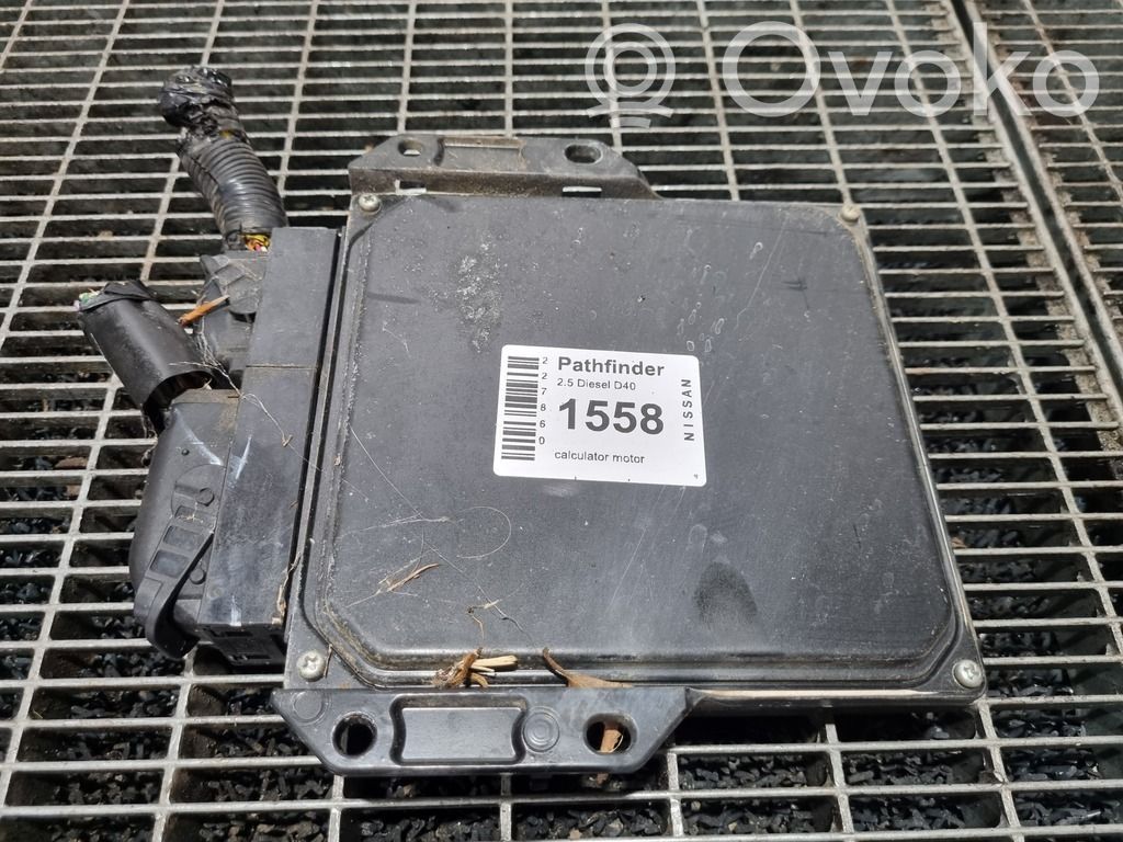 Komputer / Sterownik ECU silnika   237104X05A,5800473,27580047370